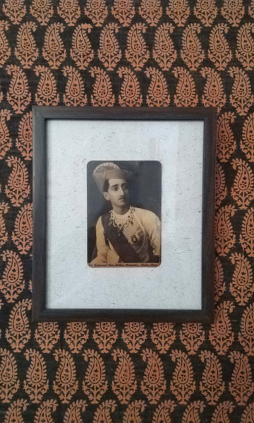 y80 Relic Photograph | Sri Yeshwant Rao Holkar Bahadur Of Indore | Framed