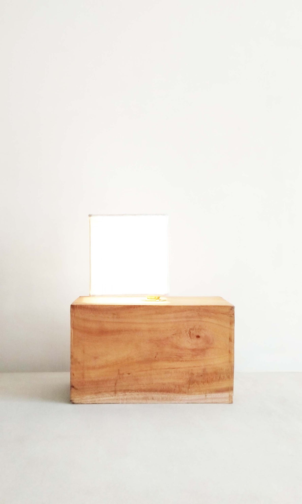 b11 Table Lamp | Mahogany Wood & Cotton