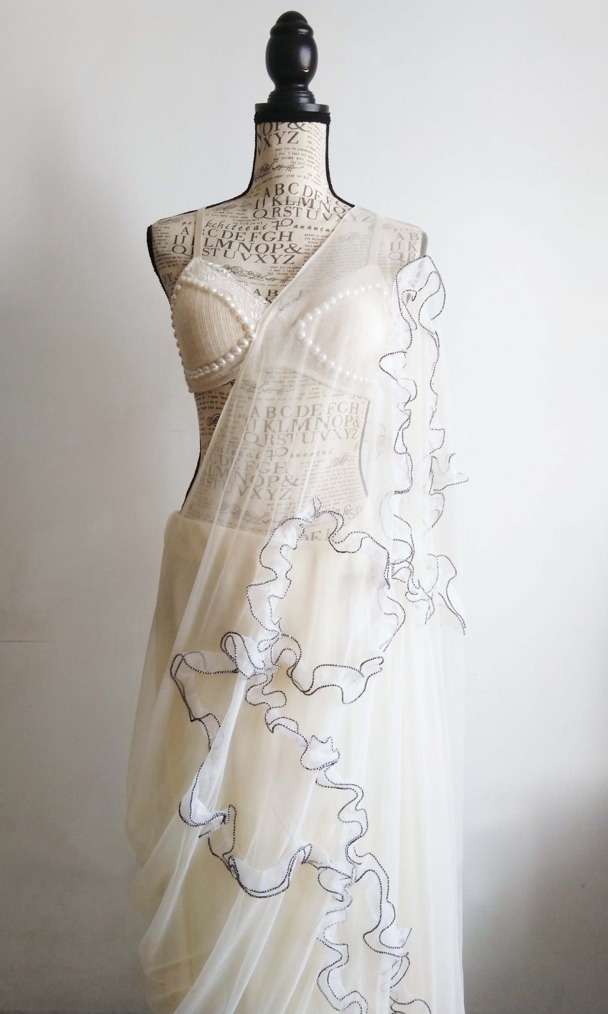 t97 Espoir Deconstructed Tulle Sari | Hand Textured Soft Tulle