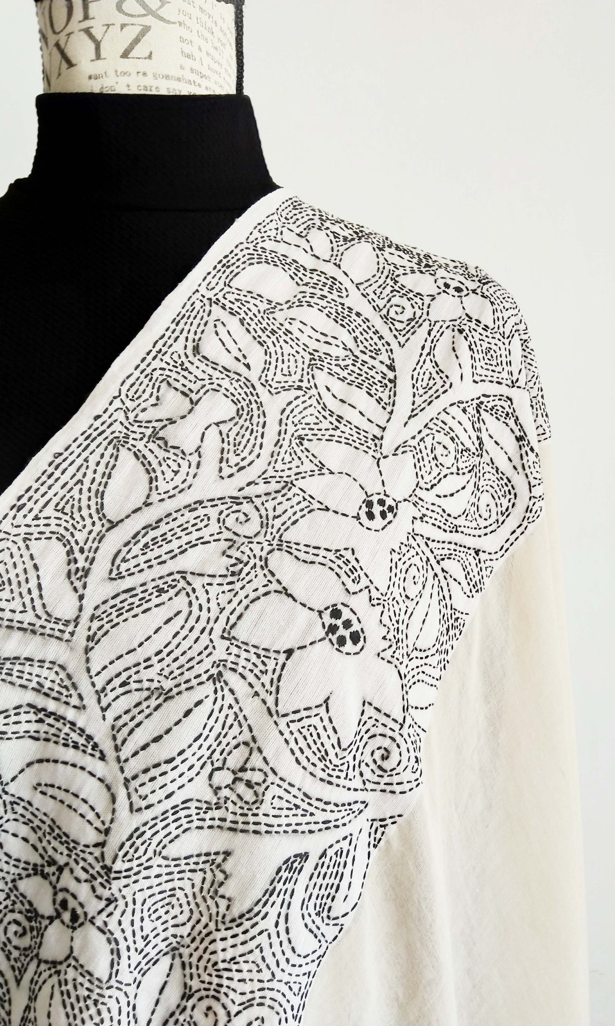 s06 Gulmo Kantha Sari I Fine Kantha Hand Embroidery On Hand Woven Soft Cotton | Made To Order In 15 - 20 Working Days