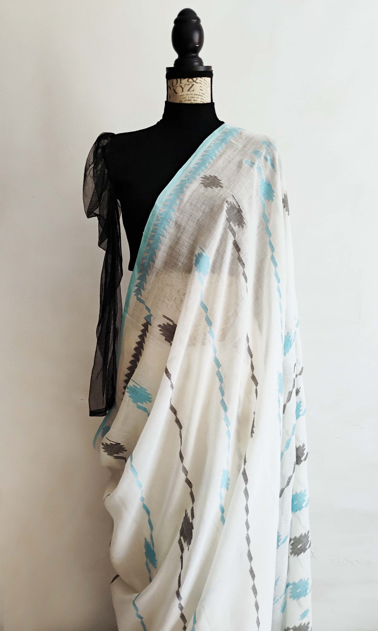 y30 Old Weave Jamdani Sari I Hand Woven Soft Cotton Mulmul | Ready To Ship