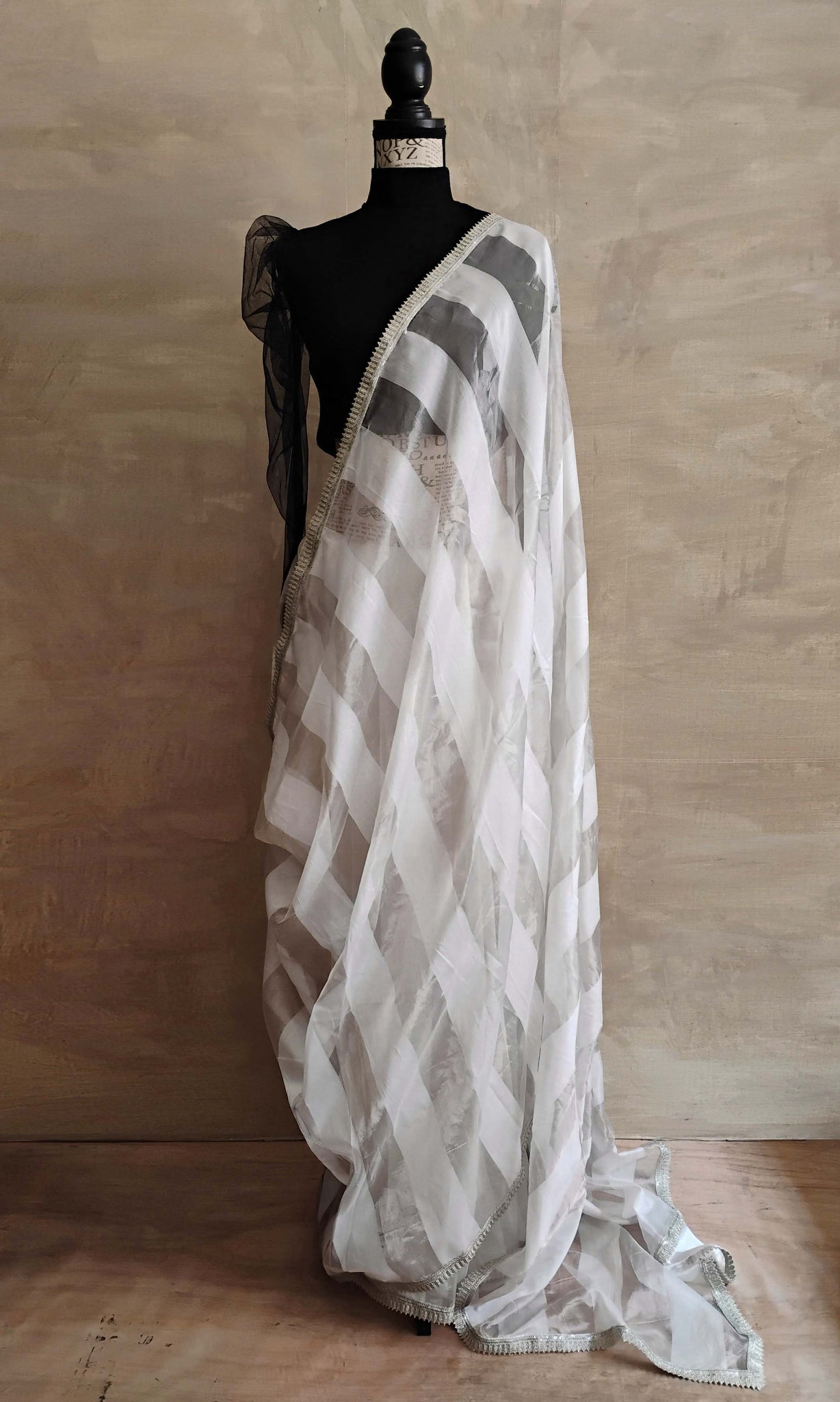 a20 Zora Sari | Soft Organza Tissue With Border Detailing | Ready To Ship