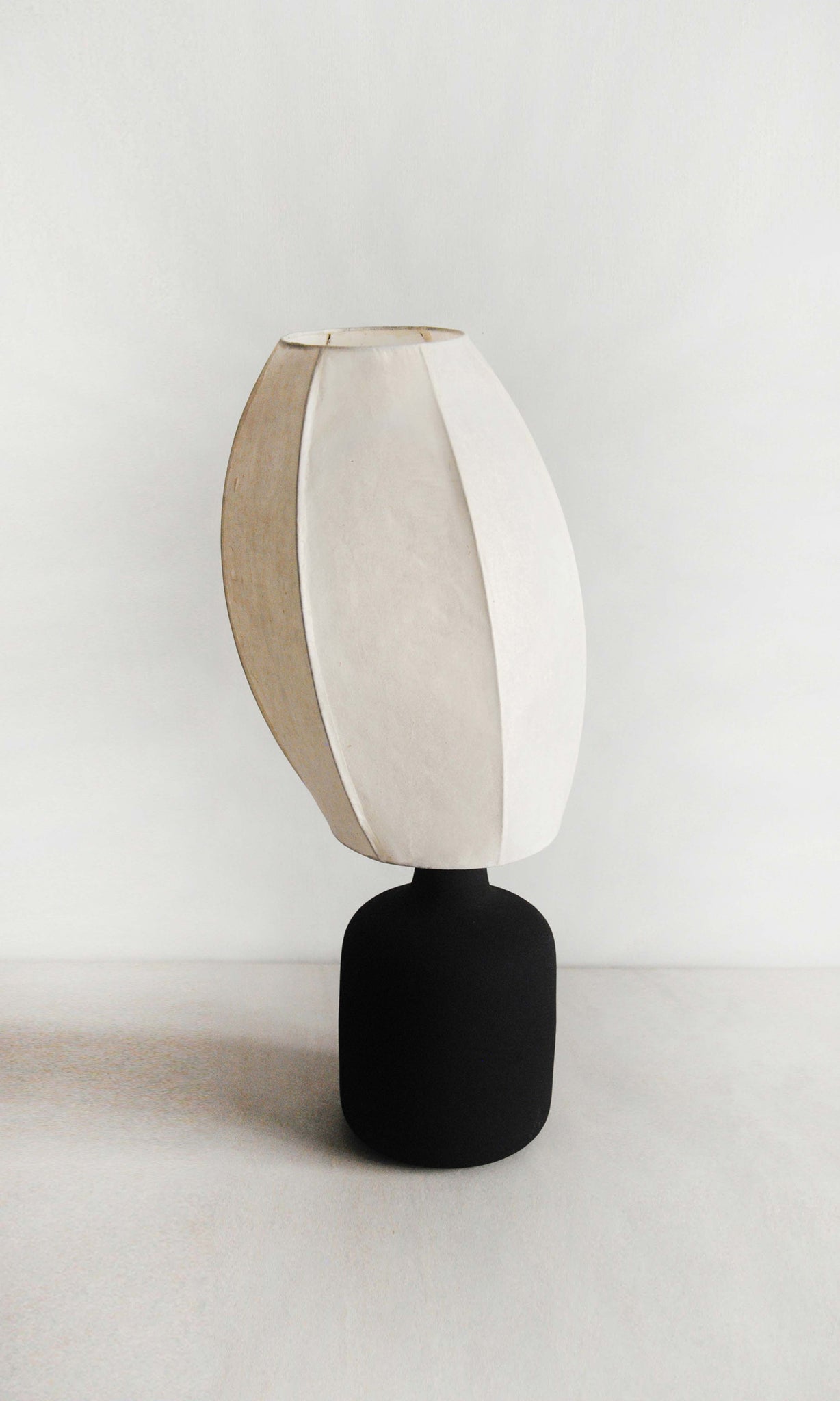 v40 Table Lamp | Metal Alloy & Daphne Paper