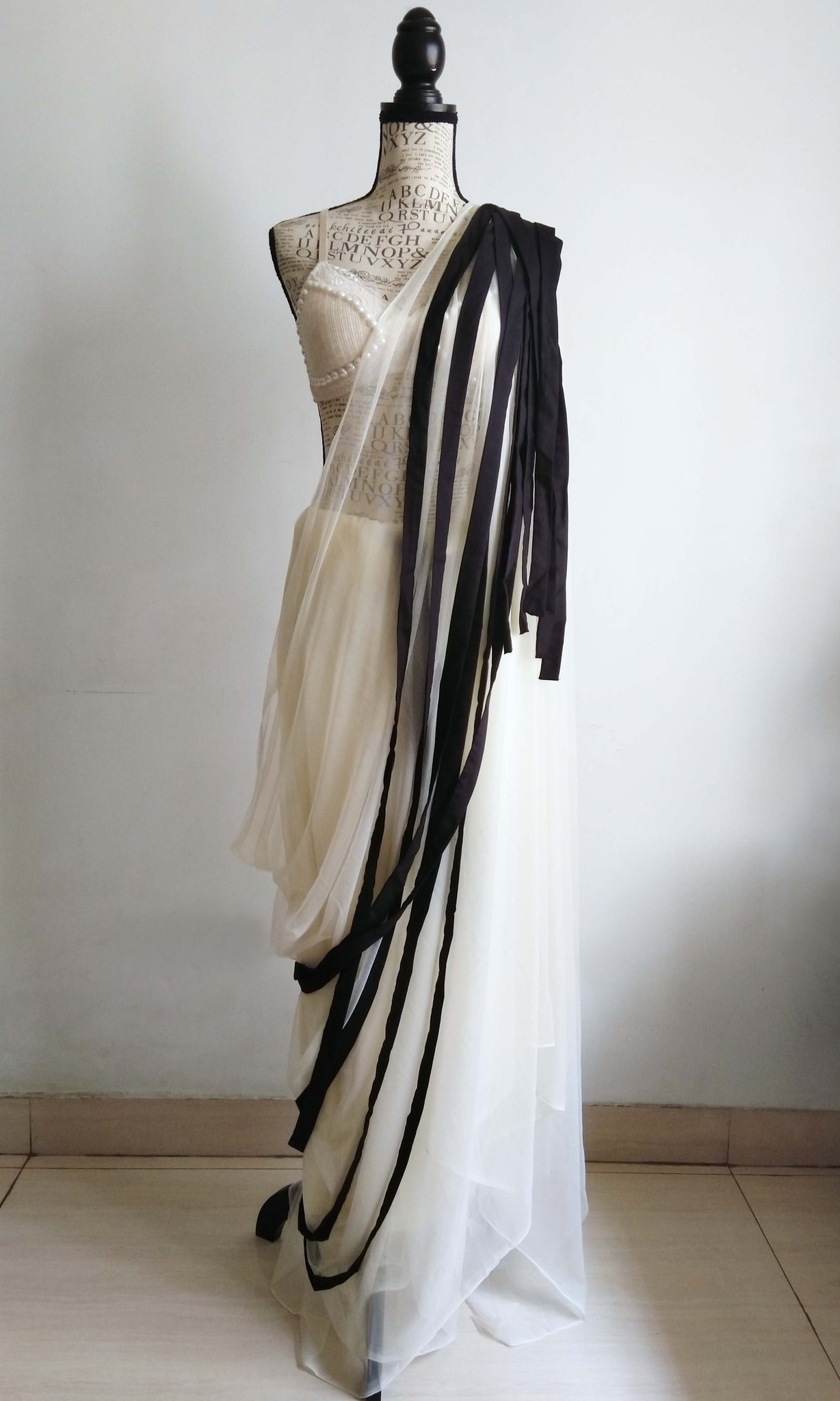 t84 Keep-You-Kimi Deconstructed Tulle Sari | Detailed Soft Tulle